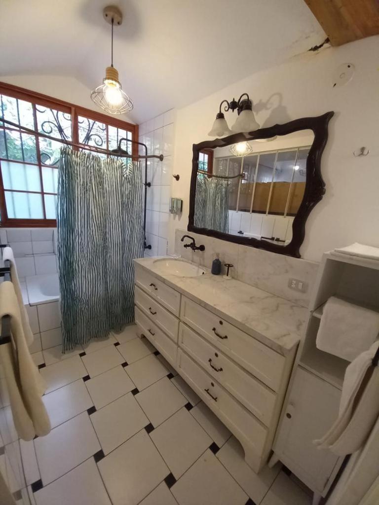 Iguanazu Bed & Breakfast Гуаякіль Екстер'єр фото