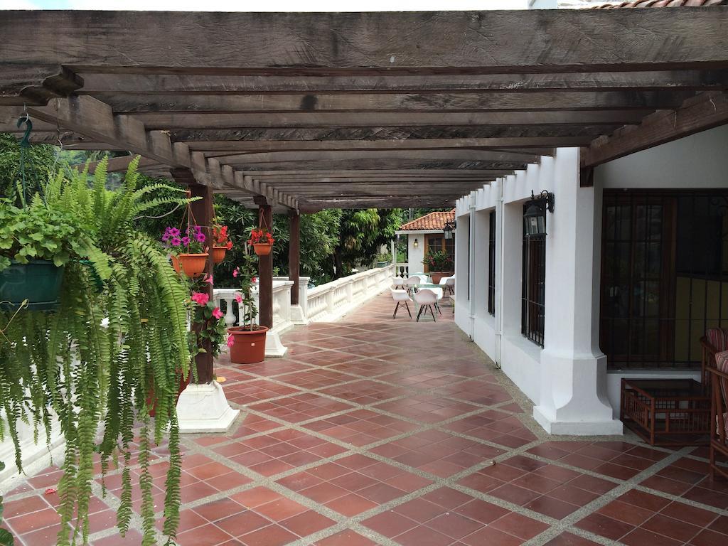 Iguanazu Bed & Breakfast Гуаякіль Екстер'єр фото