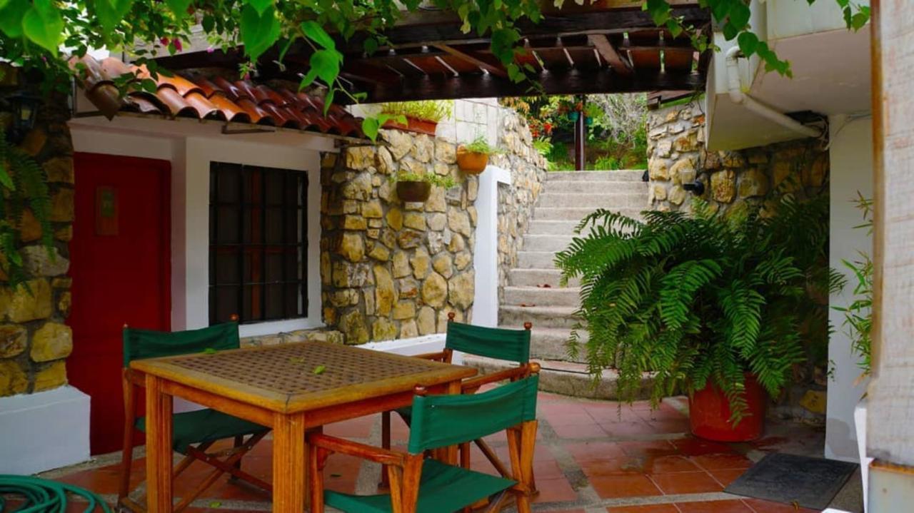Iguanazu Bed & Breakfast Гуаякіль Екстер'єр фото